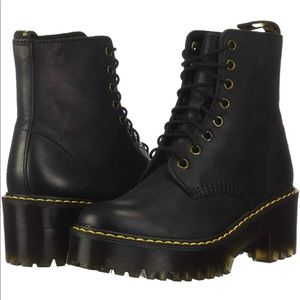 Dr. Martens Women's Shriver Hi Fashion Boot 7 , Black Burnished Wyoming